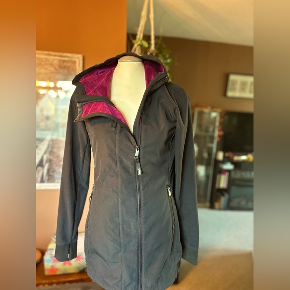 Bench black coat - Picture 2 of 2